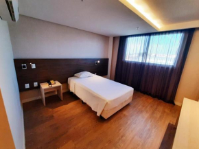 Гостиница Crystal Plaza Hotel Anápolis  Анаполис